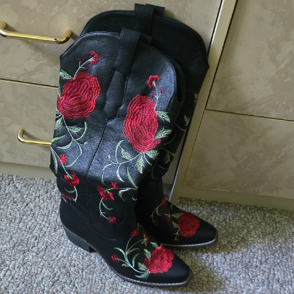 Embroidered Black and Red Women's Cowboy Boots